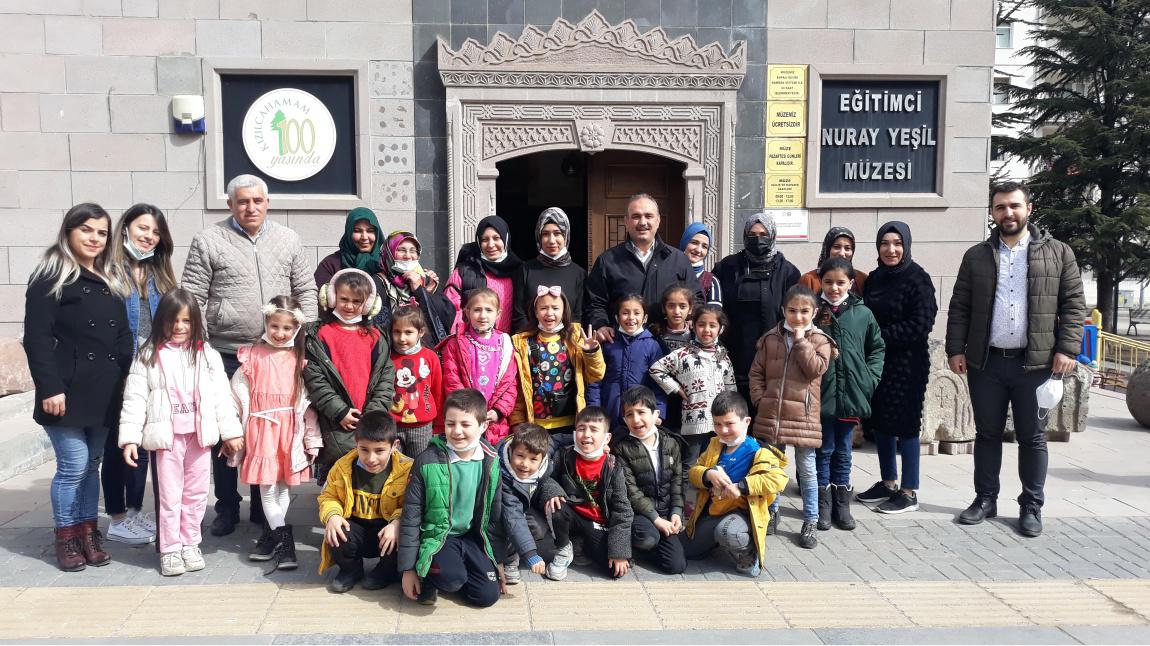 1.sınıf Öğrencilerimiz Velileri ile Birlikte Nuray Yeşil Müzesine Gezi Düzenlediler.